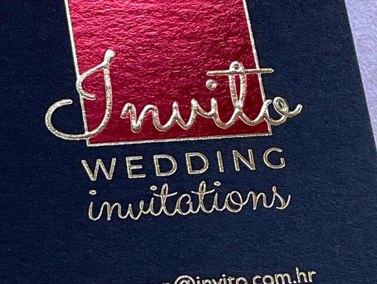 Invito Wedding — zlatna i crvena folija